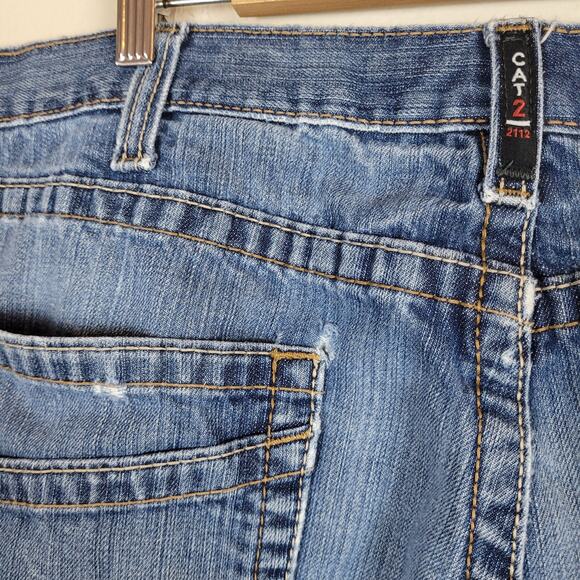 Ariat FR M4 Relaxed Boot Cut Jeans Mens 38x32 Blue Denim Work Distressed - Picture 7 of 9